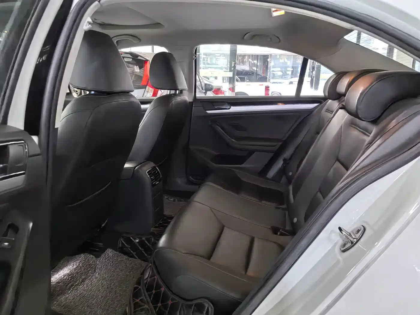 Volkswagen Sagitar 2018 280TSI DSG Spark Edition