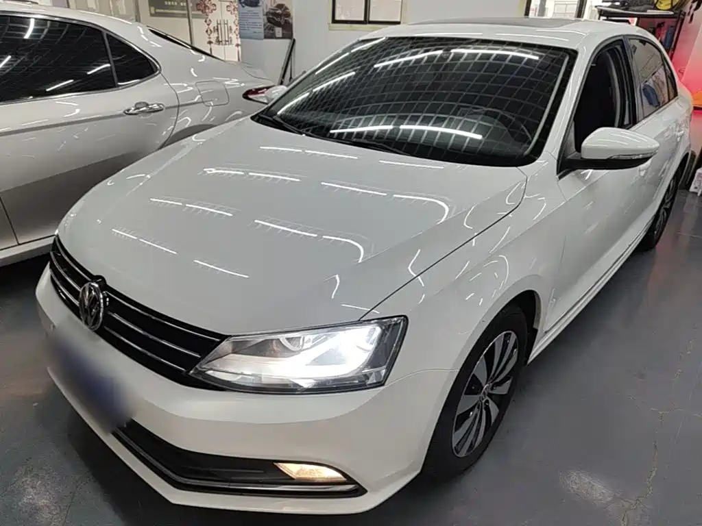 Volkswagen Sagitar 2018 180TSI DSG Premium Edition