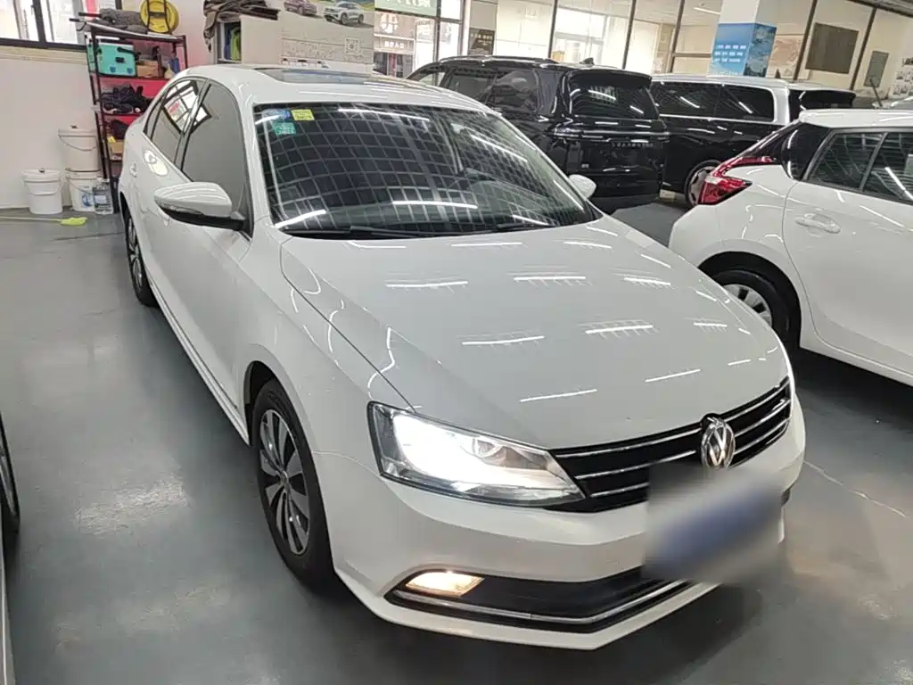 Volkswagen Sagitar 2018 180TSI DSG Premium Edition