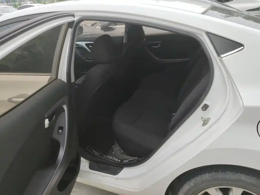 Hyundai Langdong 2016 1.6L Automatic Premium Edition