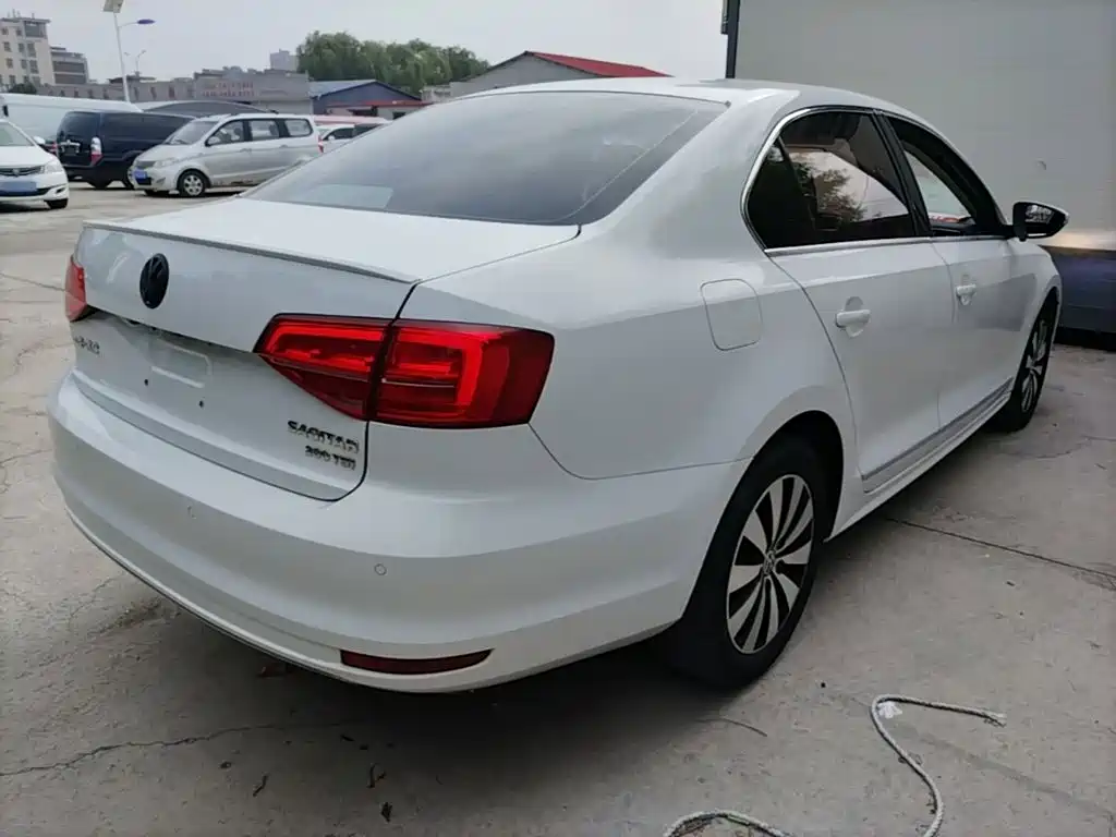 Volkswagen Sagitar 2018 280TSI DSG Comfort