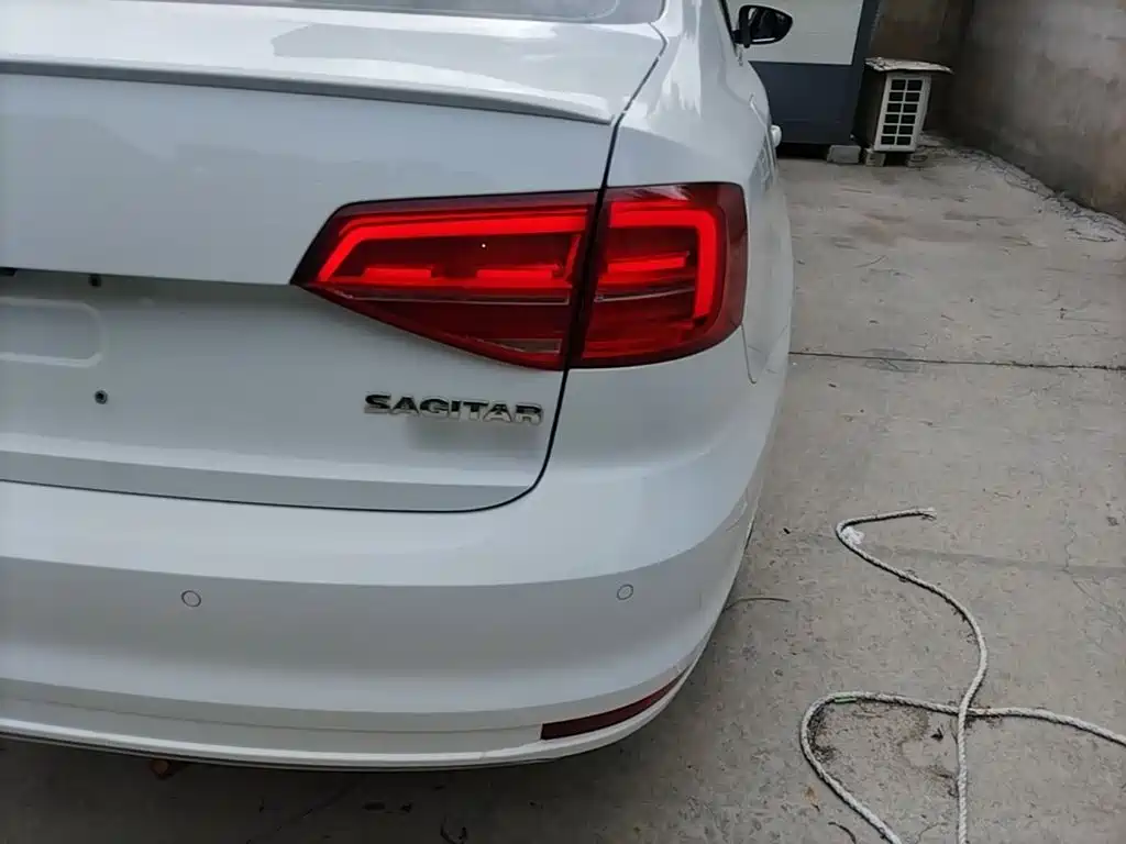 Volkswagen Sagitar 2018 280TSI DSG Comfort