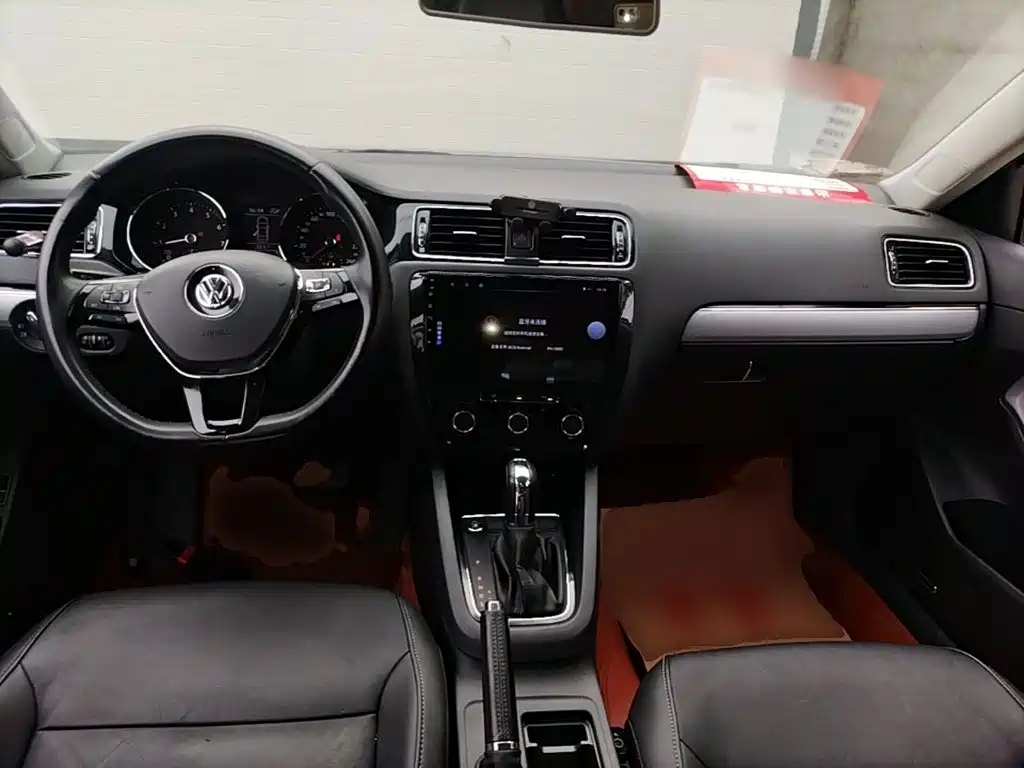 Volkswagen Sagitar 2018 280TSI DSG Comfort