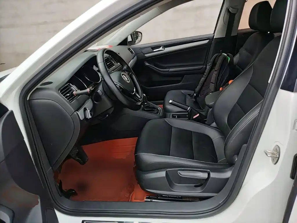 Volkswagen Sagitar 2018 280TSI DSG Comfort