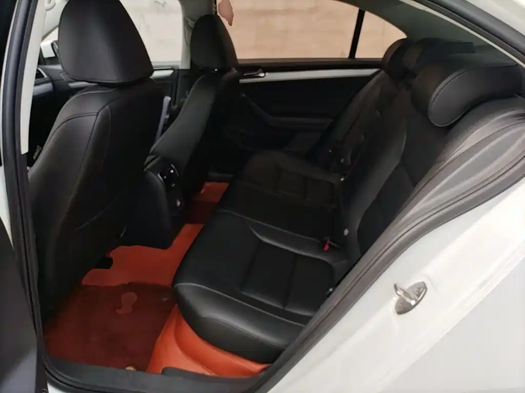 Volkswagen Sagitar 2018 280TSI DSG Comfort