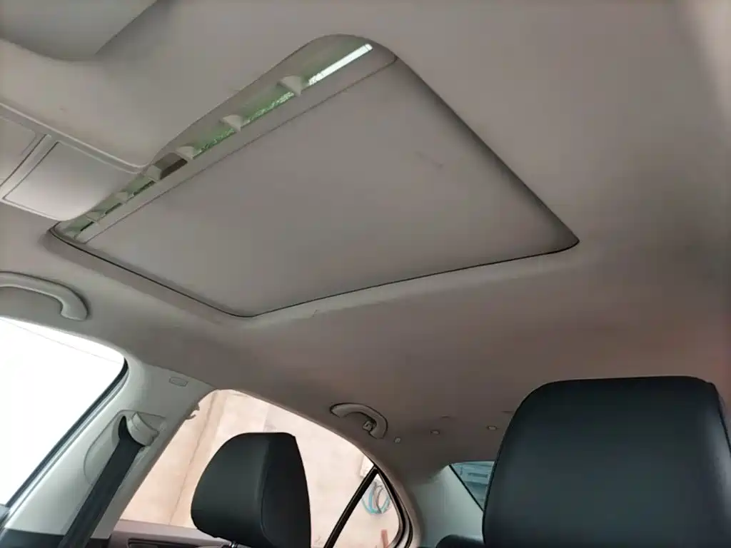 Volkswagen Sagitar 2018 280TSI DSG Comfort