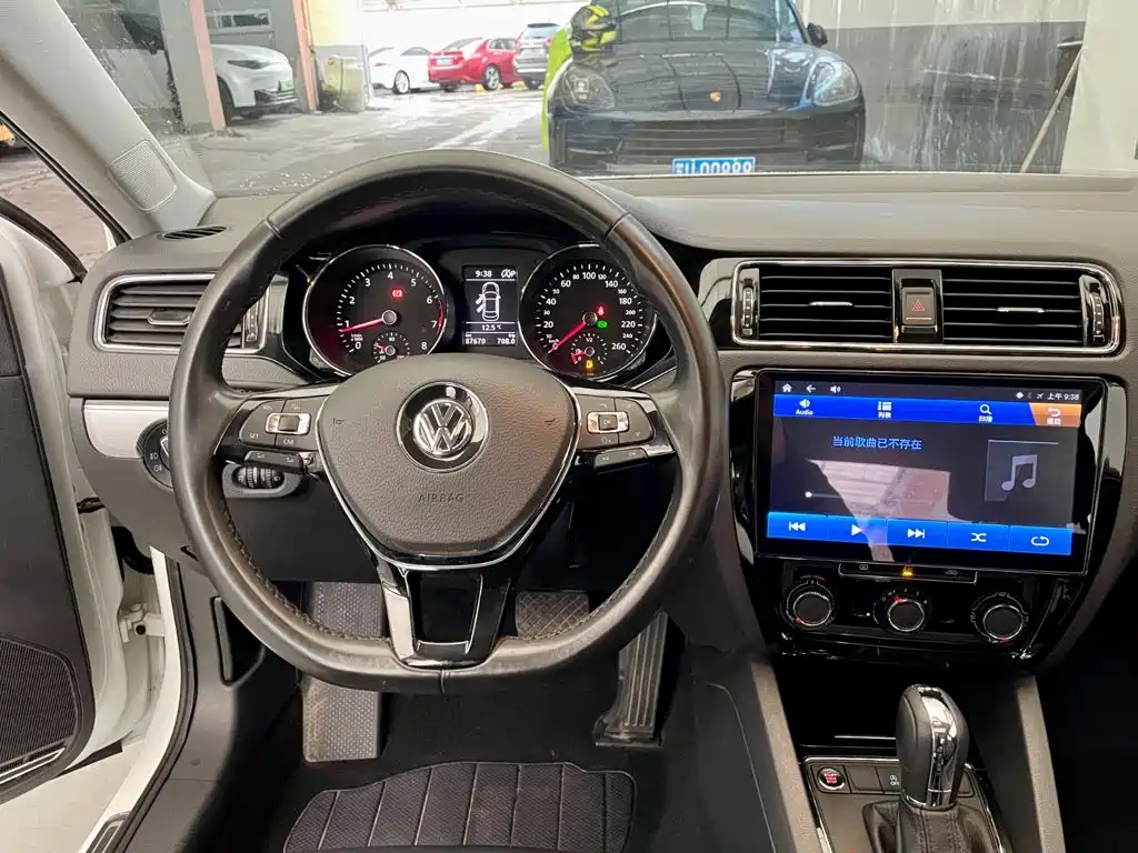 Volkswagen Sagitar 2018 280TSI DSG Comfort
