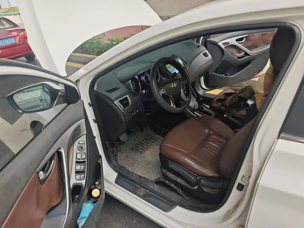Hyundai Langdong 2016 1.6L Automatic Premium Edition